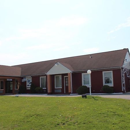 Oceanside Lodge Marmora Екстер'єр фото