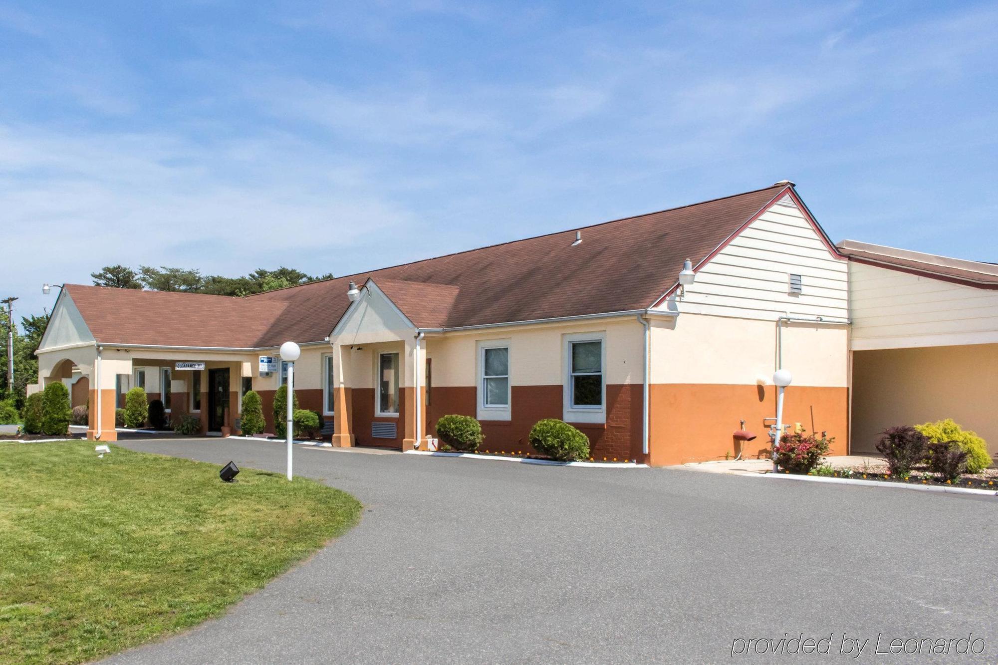 Oceanside Lodge Marmora Екстер'єр фото