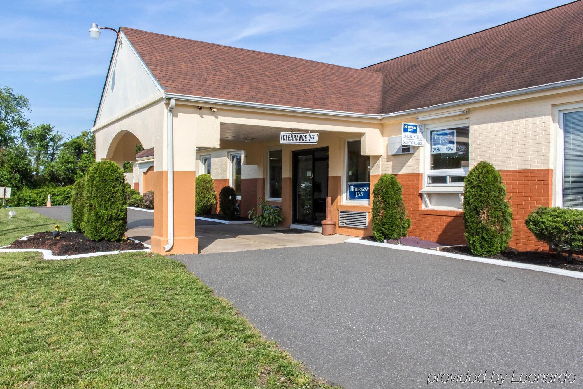 Oceanside Lodge Marmora Екстер'єр фото