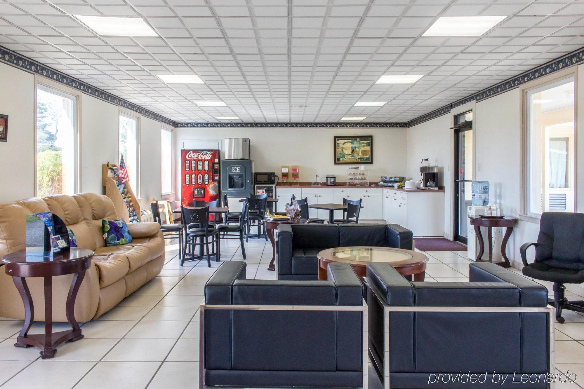 Oceanside Lodge Marmora Екстер'єр фото