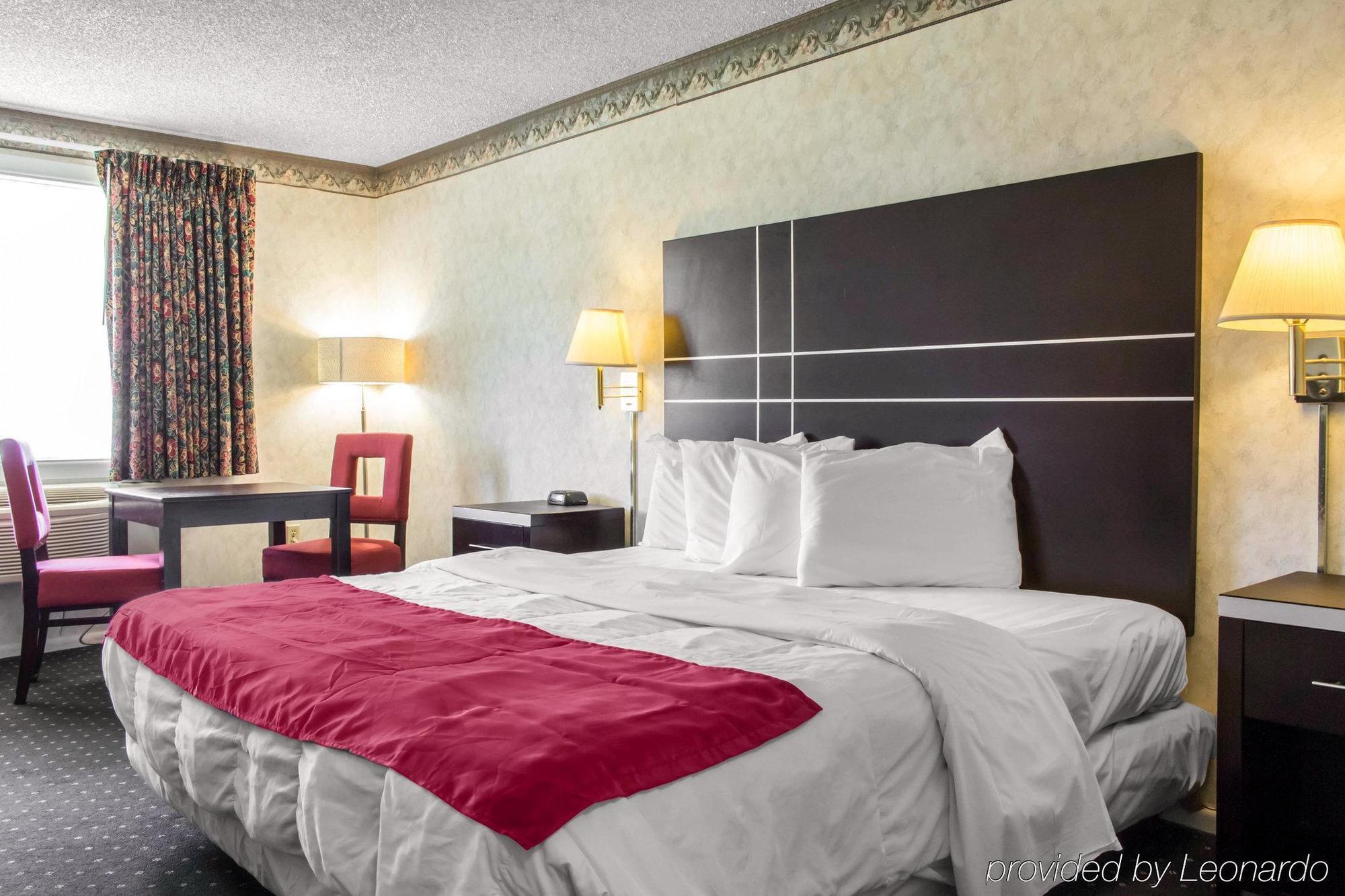 Oceanside Lodge Marmora Екстер'єр фото