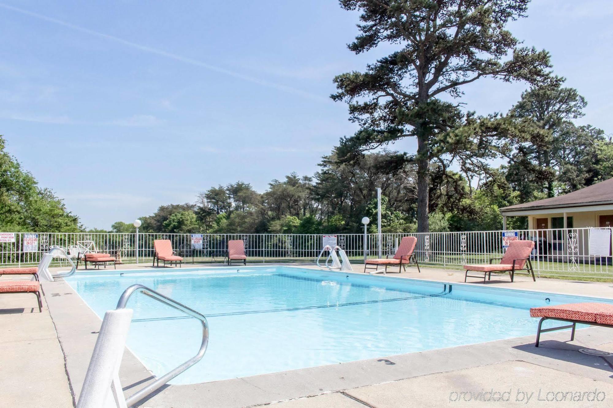Oceanside Lodge Marmora Екстер'єр фото
